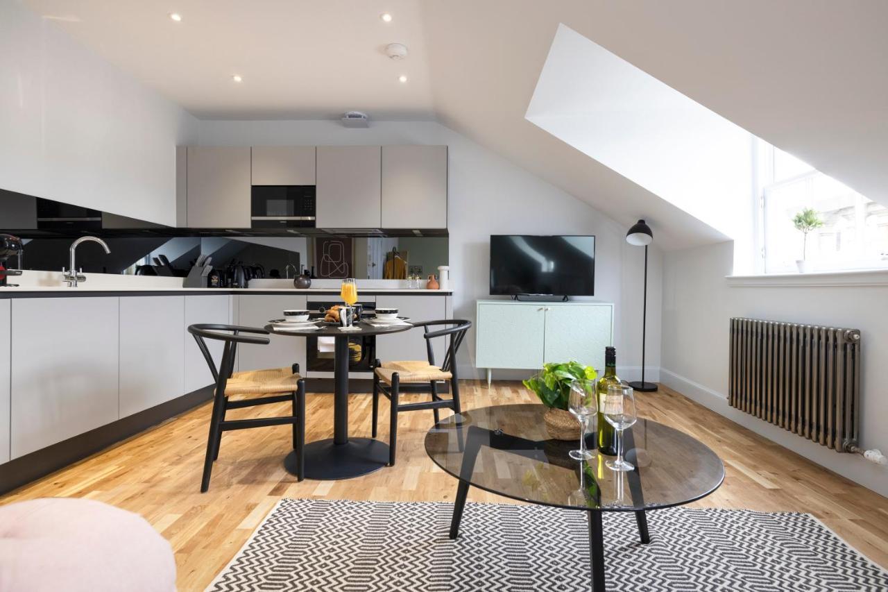 Dragon Suites Luxury Serviced Apartments At Alva Street EDI Exterior photo