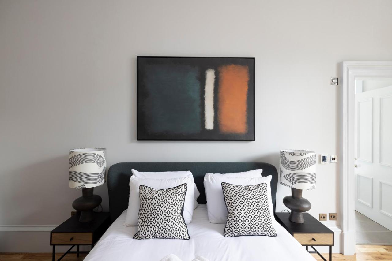 Dragon Suites Luxury Serviced Apartments At Alva Street EDI Exterior photo