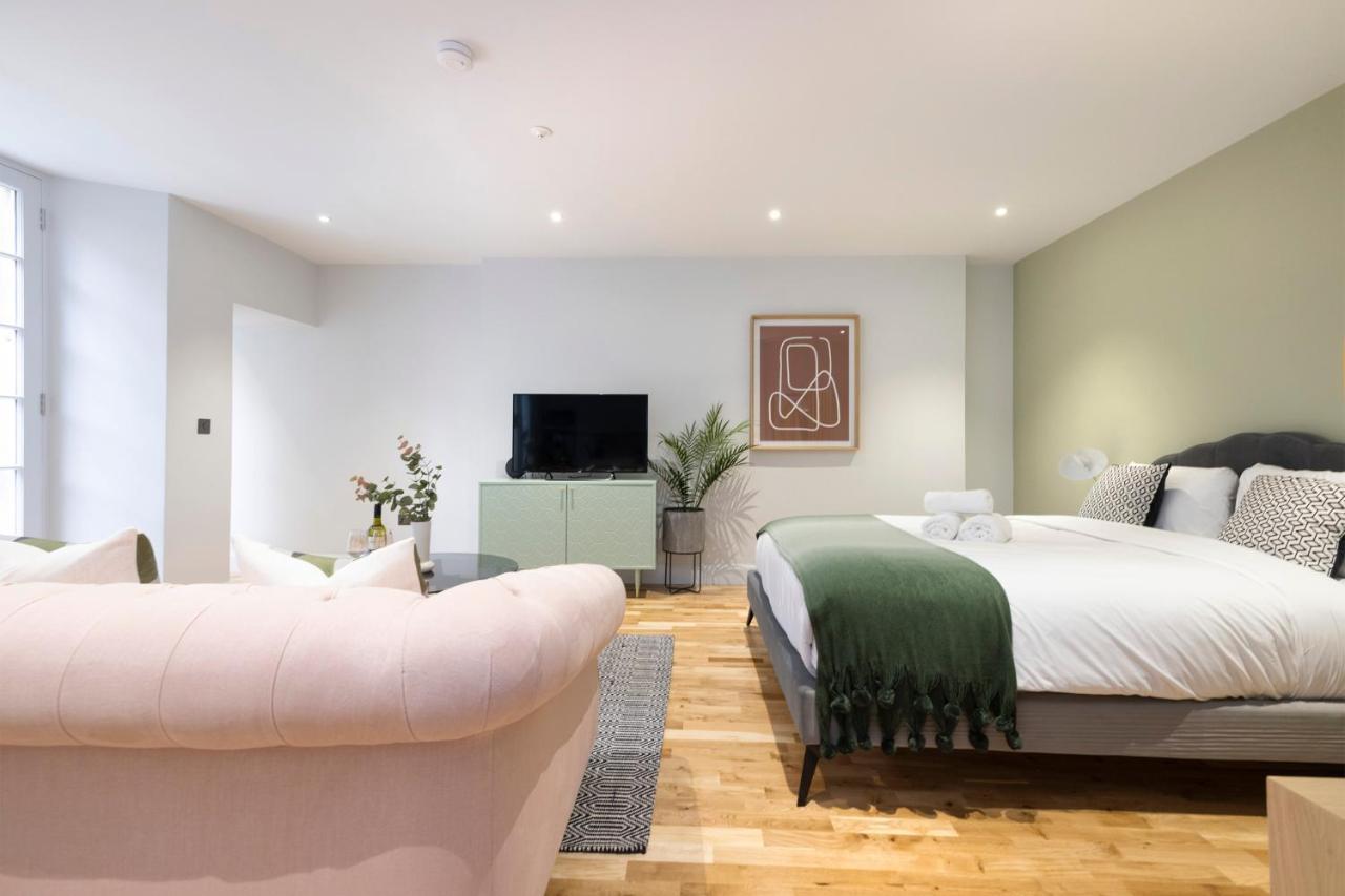 Dragon Suites Luxury Serviced Apartments At Alva Street EDI Exterior photo