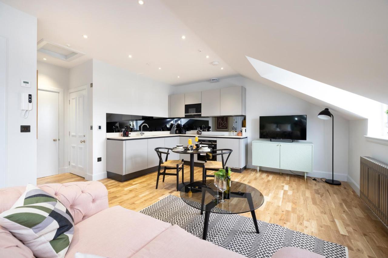 Dragon Suites Luxury Serviced Apartments At Alva Street EDI Exterior photo