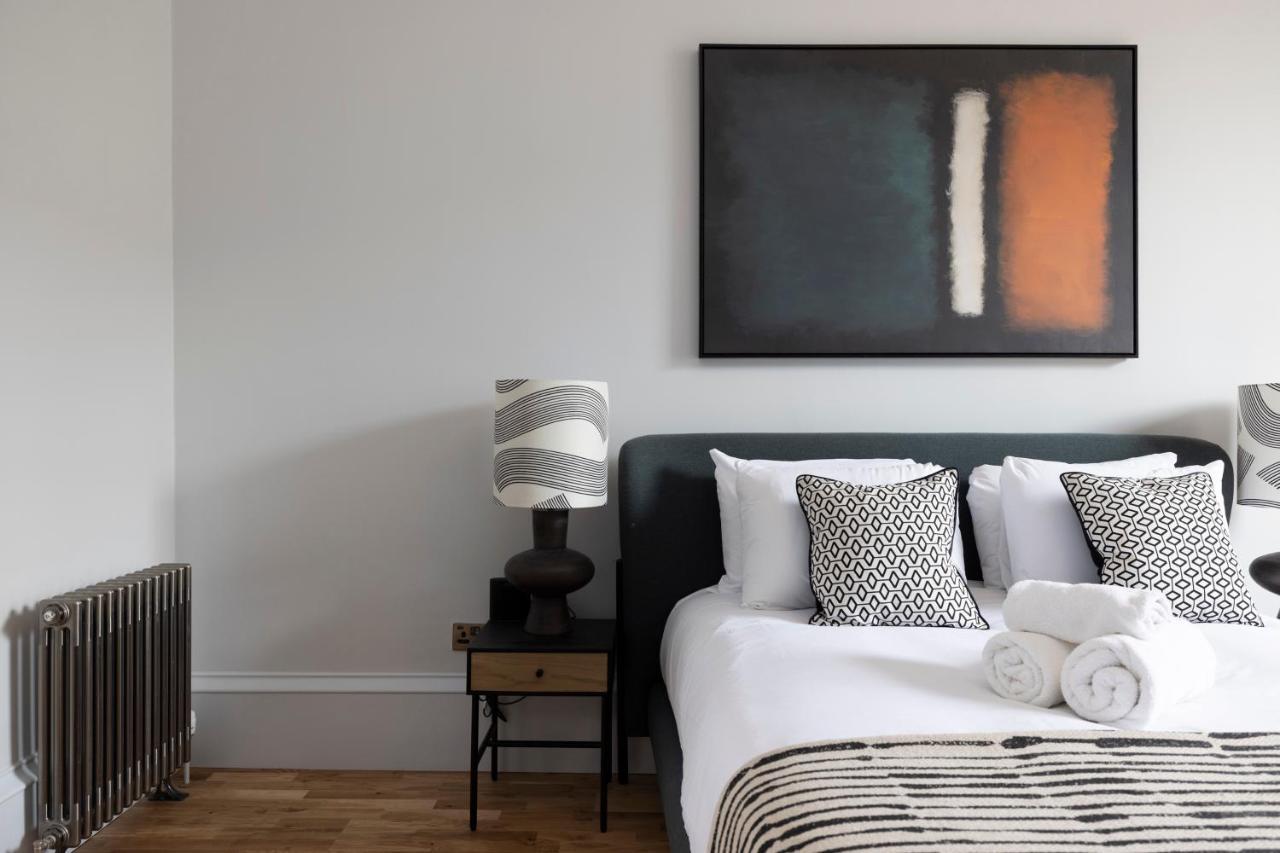 Dragon Suites Luxury Serviced Apartments At Alva Street EDI Exterior photo